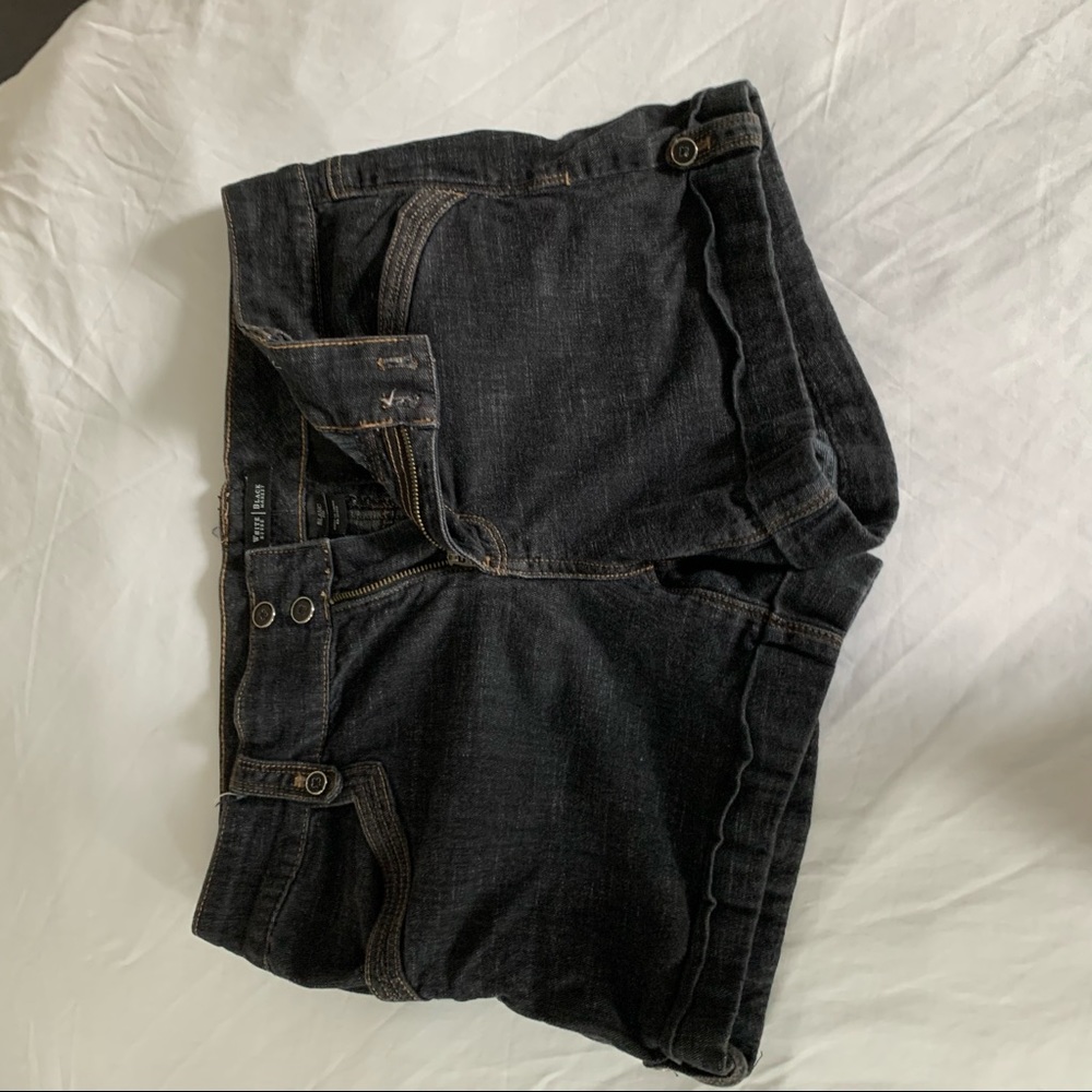Cuffed jean short